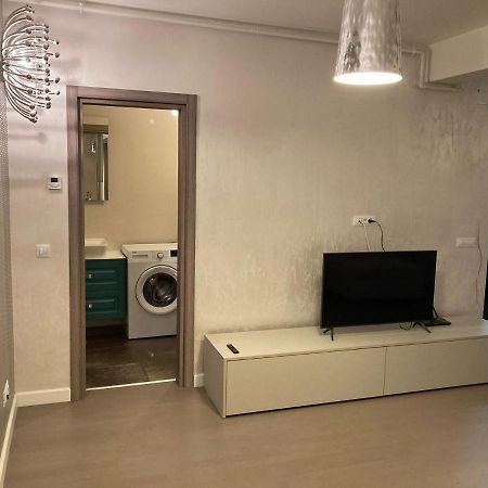 Апартаменти Naty'S Apartament Бухарест Екстер'єр фото